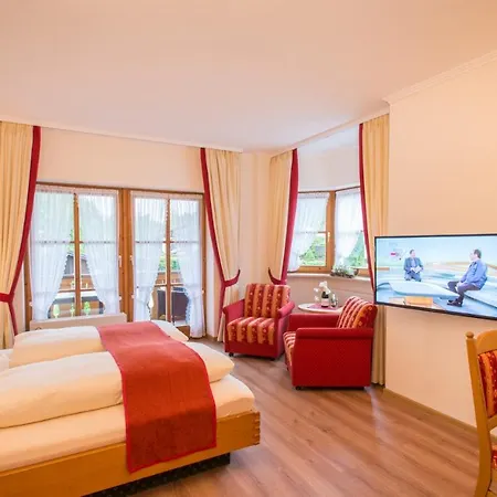 Alpspitz Superior Hotel 3*