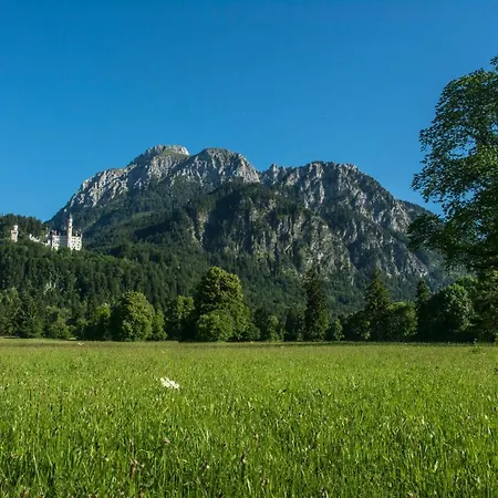 Alpspitz Superior Hotel 3*