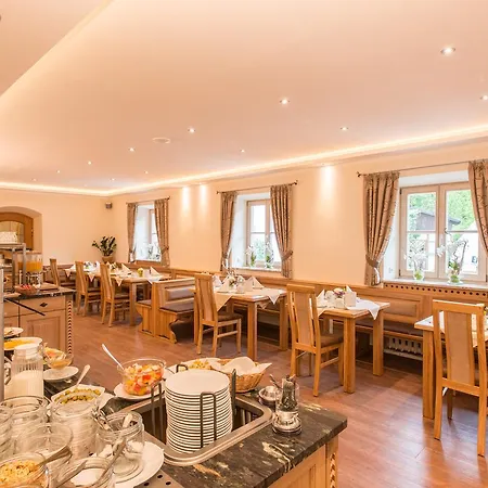 Alpspitz Hotel 3*